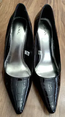 MERONA 7.5 Dark Brown Embossed Croc Print Pointed Toe Classic PUMPS HEELS EUC • $12.99