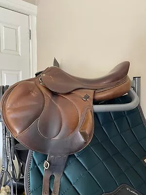 Antares Monoflap Jump Saddle 17.5in • $1800