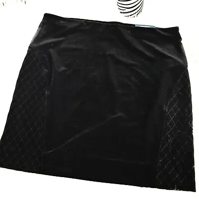 Simply Vera Vera Wang Women's Black Velvet Ponte Skirt Stretch Size L MSRP $40  • $23.99