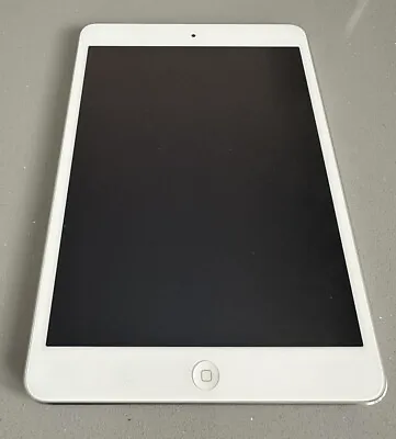 Apple A1489 IPad Mini 2 16GB Wi-Fi - Good Condition • £45