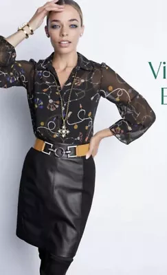 CAbi Victoria Blouse Medium NEW Style 3861 Fall 2019 Special Release NEW • $45.57