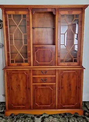 Vintage English Yew Wood Bookcase/Collectors Cabinet VGC • £175