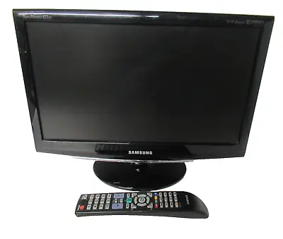 Samsung SyncMaster 933HD LS19CFEKF 19” HD Ready LCD TV/Monitor Freeview & Remote • £49