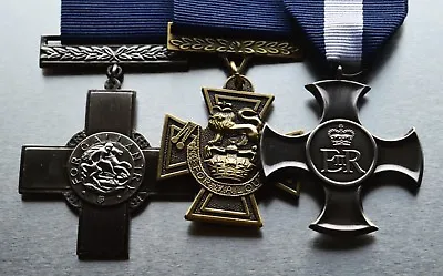 3 Full Size WW2 Service Medals. Victoria Cross George Cross. Army Naval ER • $28.61