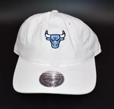 Chicago Bulls Mitchell & Ness NBA Unisex Adult Strapback Cap Hat • $27.95