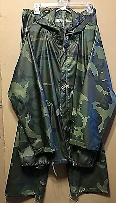$38.76 • Buy Vintage Mens Military Camo Not Improved Wet Weather Rainsuit Small May Be Expire