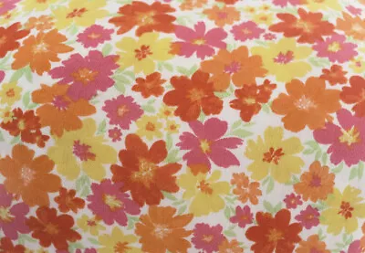 Rem 2 Mtr 70's Hippie Style Floral Print 100% Spun Turkish Viscose Dress Fabric • £9.98