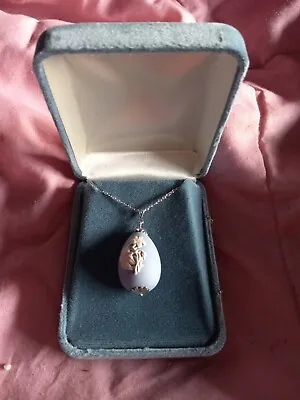 £90.15 • Buy Wedgwood Blue Jasperware Egg Shape Pendant Necklace W Lily Of The Valley