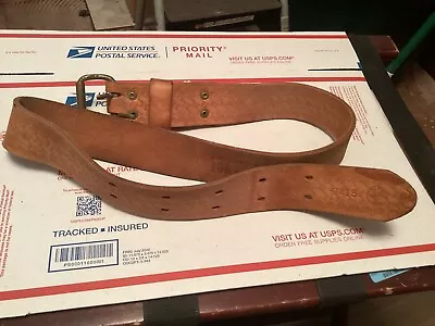 Klein Tools Heavy Duty Embossed Leather Tool Belt 5415  No.1 • $18