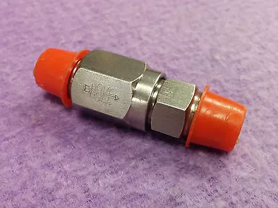 Hoke 6100 Series Ball Check Valve -- 6133M4S -- 1/4  NPT -- 2 PSI -- 316 SS • $50