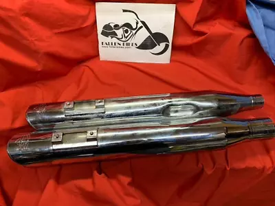 Harley Touring M8 Vance & Hines Twin Slash Cut Chrome Dual Slip-on Mufflers • $218.96