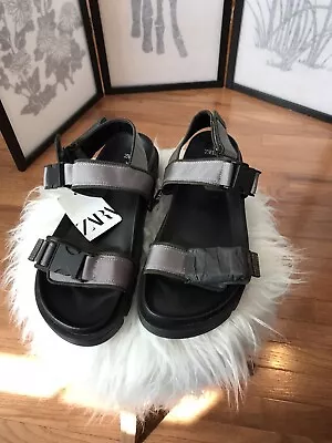 $25 • Buy New Women’s Zara Platform Strappy Sandals, Olive, Size 9