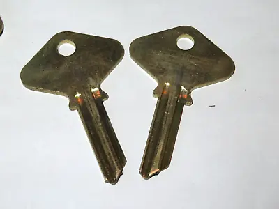 Lot Of 2 Vintage Old Eaton Yale & Towne Inc. Key Blank Uncut Keys • $7.99