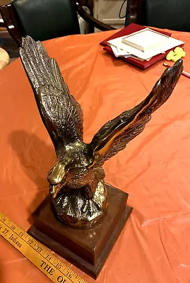 Vintage Metal American Bald Eagle Statue Trophy • $9.99