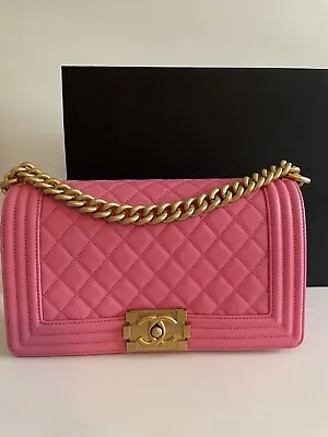 Chanel Boy Bag Medium Pink • $8000