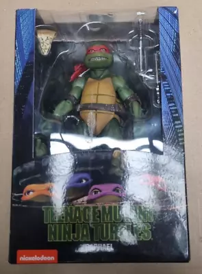 Raphael (Teenage Mutant Ninja Turtles 1990) Neca Action Figure(box Damaged) • £23.99