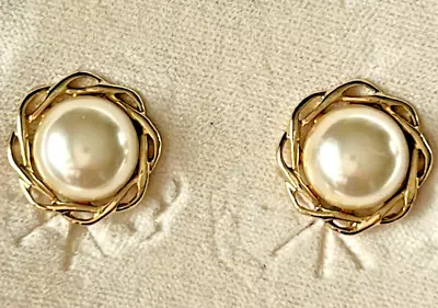 14K Gold Over 925 Sterling Silver Earrings Majorica Mabe Pearl Clip Beautiful • $24