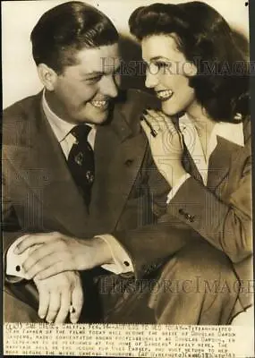 1941 Press Photo Actress Jean Parker With Fiancee Douglas Dawson Sanders In CA. • $19.99