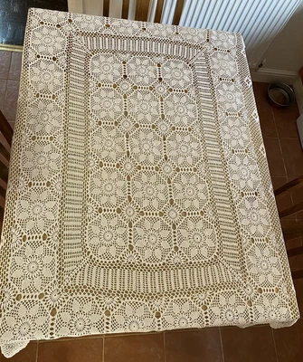 £40 • Buy Hand Crochet Tablecloth Throw Vintage Possibly French Large White/Cream