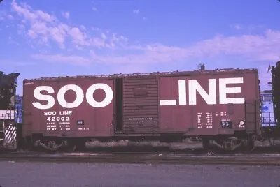 Soo Line   42002   40' Box Car     @ ???? 1989 35mm Slide • $4