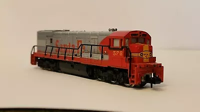 Minitrix N Scale GE U28C Locomotive Santa Fe (ATSF) #576 • $40