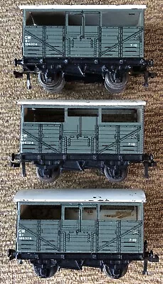 £14 • Buy Hornby Dublo GW Cattle Trucks GWR Great Western Tinplate OO Gauge 00