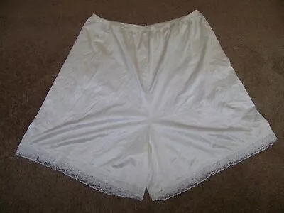 Vtg Vanity Fair Women Petti Pants Slip Lace Trim Sz 20 - Xl/46 Style 12-778 Nice • $14.81