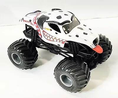 Hot Wheels Monster Jam Truck 1/24 Diecast Metal Monster Mutt White Dalmatian • $26