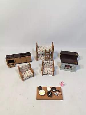 Sylvanian Family Calico Critters Maple Town Dollhouse Bedroom Bed Furniture Lot  • $42.99