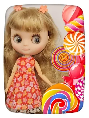 🍭 Factory Middie Blythe Doll Dark Blonde Hair With Outfit And Stand • $69.99