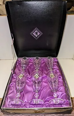 LOVELY SET OF F 6 EDINBURGH LEAD CRYSTAL WINE GLASSES IN  BOX WITH LABELS -138mm • £30