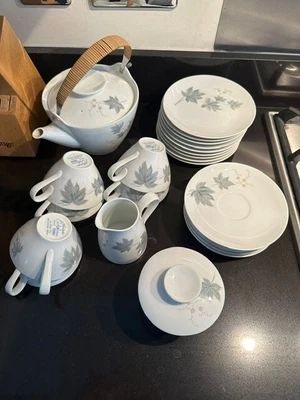£25 • Buy Vintage Noritake Tea Set “Wild Ivy”.  