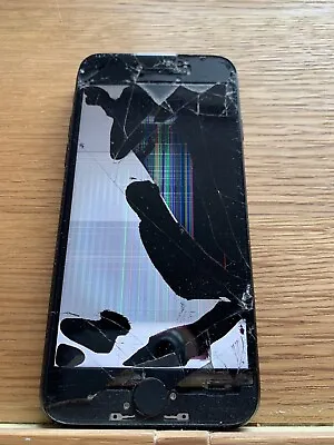 Apple IPhone 7 32GB Black - Smashed Screen ICloud • £11