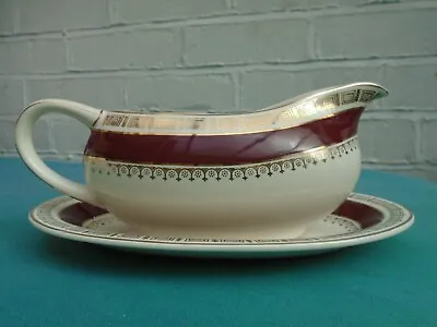 A.G.Richardson & Co(Tunstall)Ltd Crown Ducal Sauce Boat & Drip Plate 1940's  • £12