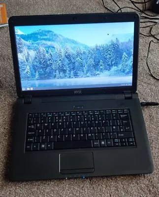 £40 • Buy Dell Wyse Xn0m Radeon HD AMD Laptop Linux Mint 160GB HDD Widescreen Webcam Cheap