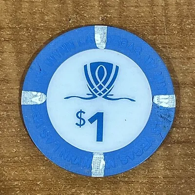 Vintage Casino Chip $1 WYNN Hotel Las Vegas Nevada Poker Gaming Blue Coin • $7