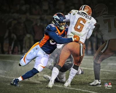 $19.99 • Buy Von Miller Denver Broncos Franchise Sack Record Unsigned 16  X 20  Photo