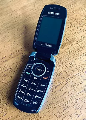 Samsung SCH-U410 Cellular Flip Phone (Verizon) Silver And Black • $15.95