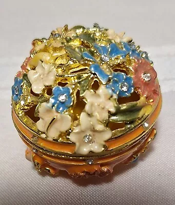 European Enamel Color Craft Butterfly Hollowed Out Circular Ornament Trinket Box • $16