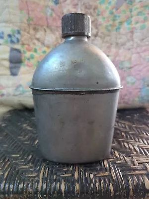 WW2 US Military Issue Canteen / Water Bottle Vollrath 1944 • $20