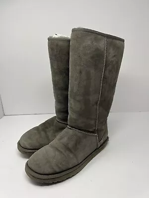 UGG Australia Women's Classic Tall 5815 Light Grey Winter Shearling Boots Size 9 • $30.50