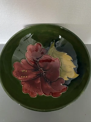 £75 • Buy Moorcroft Hibiscus Pattern Pottery Footed Bowl. C. 1950’s. Excellent Cond.
