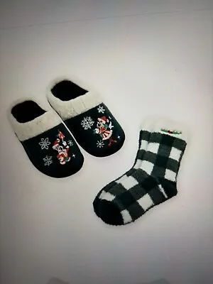Disney Mickey & Minnie Mouse Holiday Christmas Slippers & Socks Set Kids 9/10New • $30