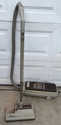 Vintage Electrolux LE Canister Vacuum Cleaner Tested  With Hose. • $215.84