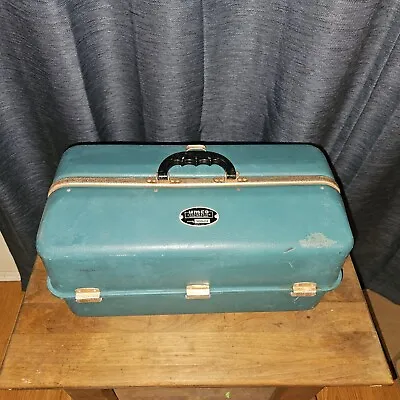 Vintage Umco 1000 U Green Fishing Tackle Box (Empty Inside) • $30