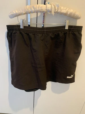 $20 • Buy Puma Shorts Size L Black