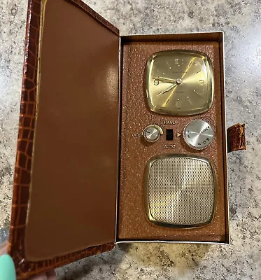 Vintage Retro Linden Travel Clock Radio In Genuine Leather Case • $55