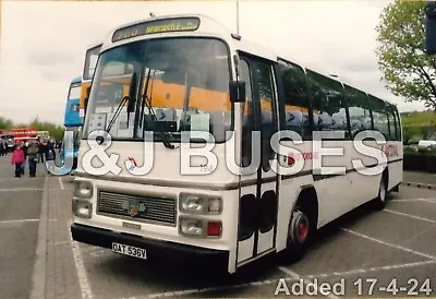 Bus Photograph:  East Yorkshire  T94 - DAT 536V  (see Back For More Info) 516 • £1.25