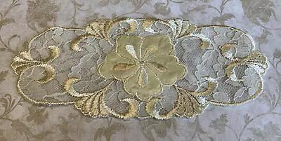 Vintage Oval Small Doily Lace Flower Design Anitque White & Light Yellow • $3.50