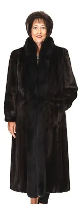 Natural Ranch Mink Fur 49” Coat With Fox Tuxedo Trim Size 8-10 • $2495